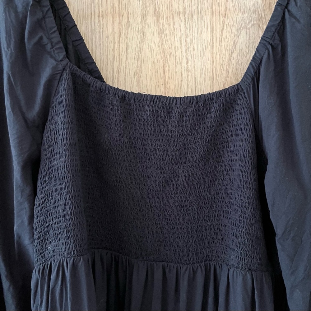 Old Navy Fit & Flare Long-Sleeve Smocked Black Mini Dress - Picture 4 of 9